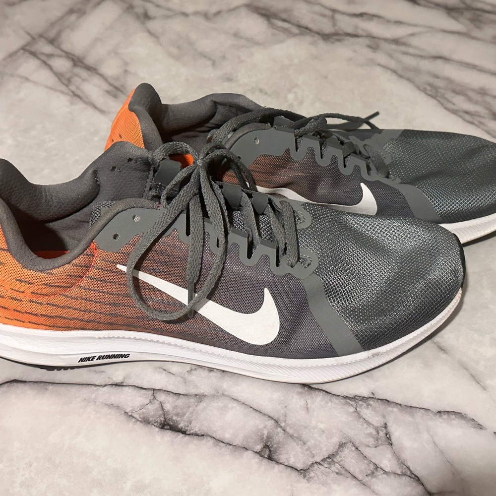 Nike men’s Downshifter running shoes size 10
